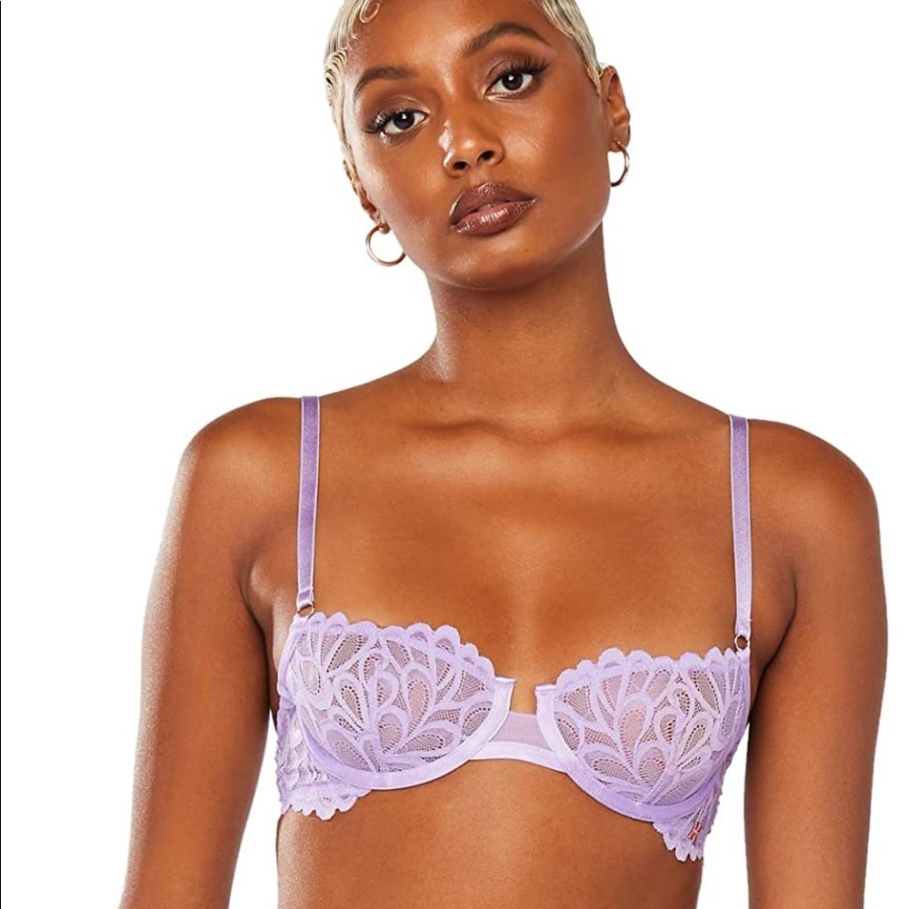 34B lavender lace Bra by Fenty Savage